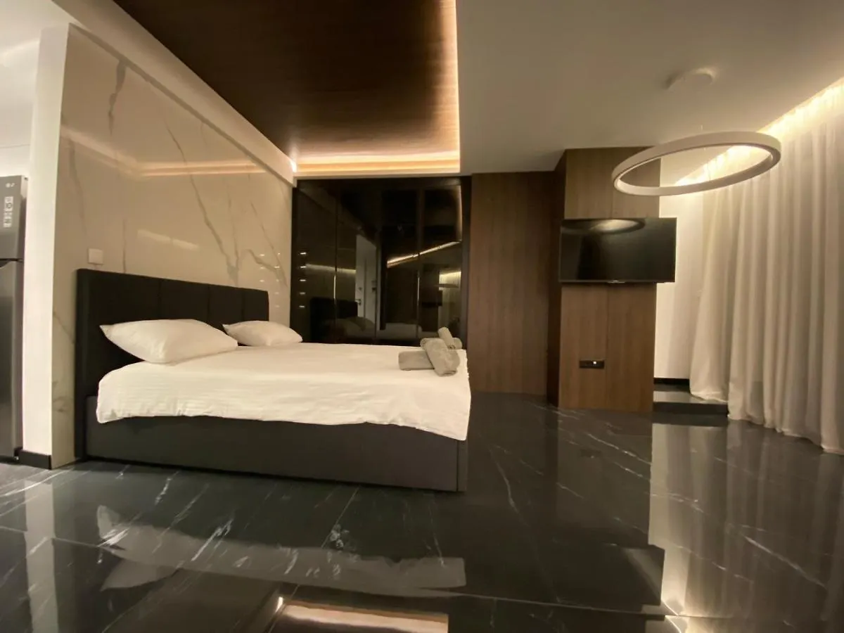 Sofia Paradise Lux Apartment 0*,